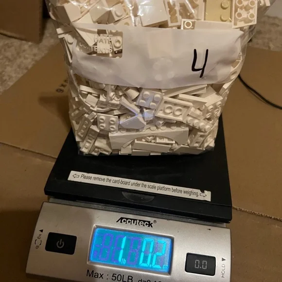 LEGO Small And Medium White Accessories , Spare Parts And Brick Pieces.1lbs - Picture 3 of 10